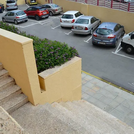 Piramide Complex * Alicante